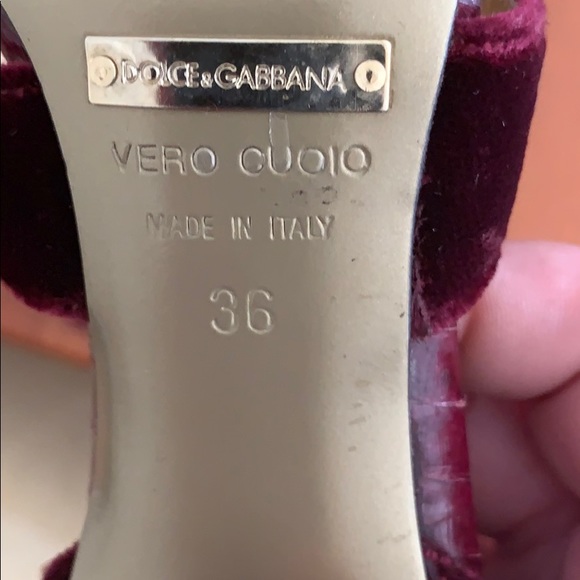 Dolce and Gabbana velvet and python heels - Picture 3 of 3